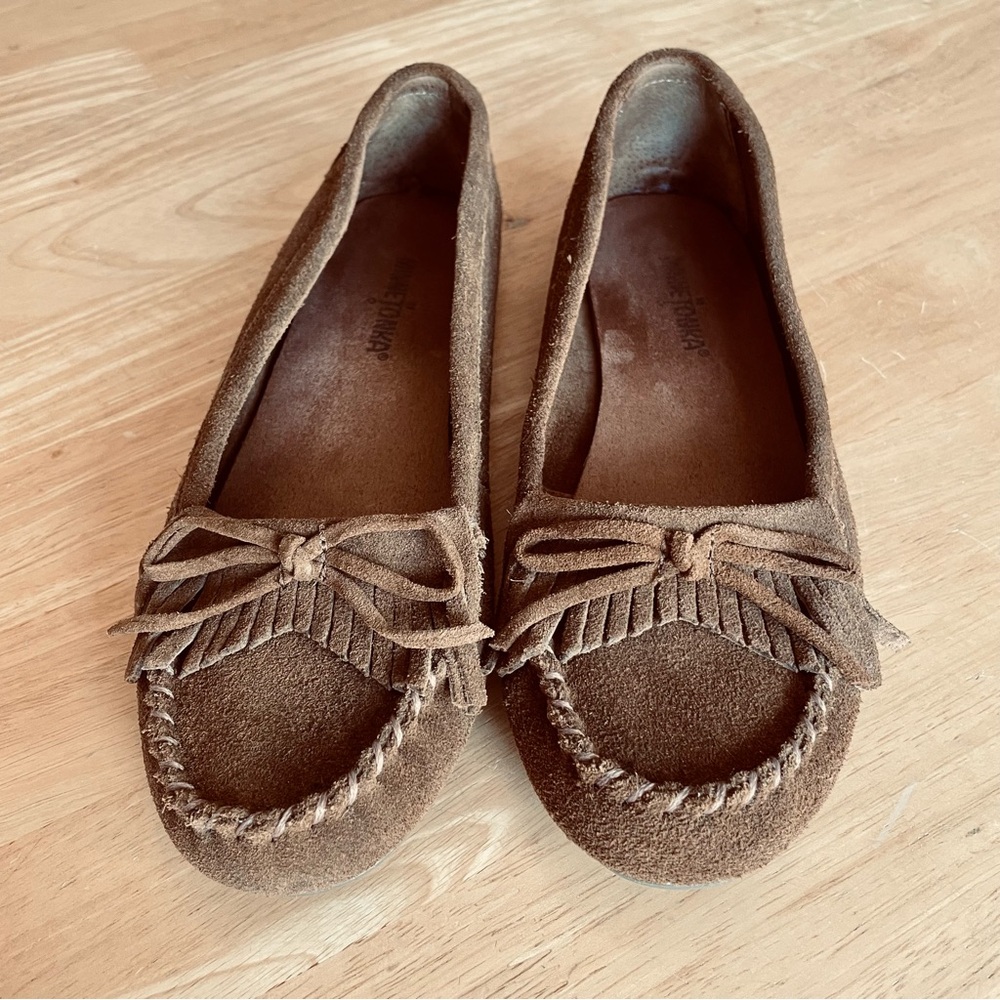 Minnetonka Moccasins - brown
